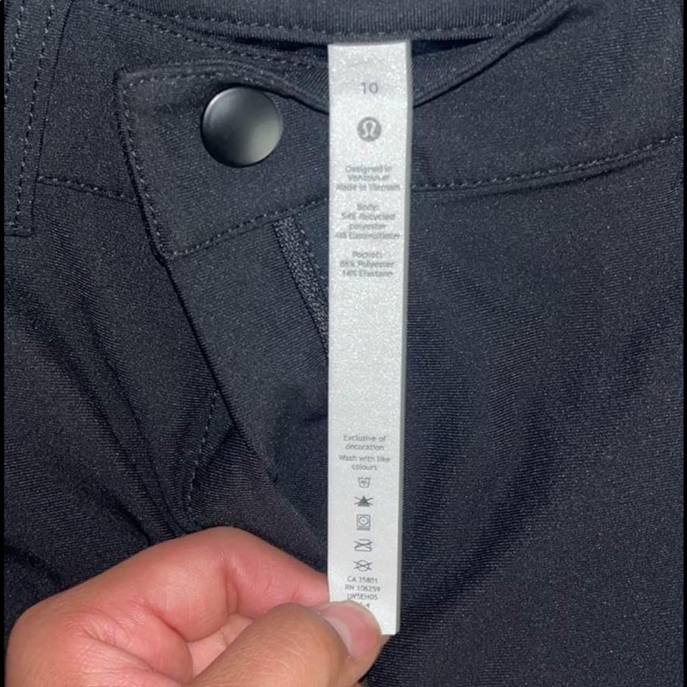 Lululemon pants!
